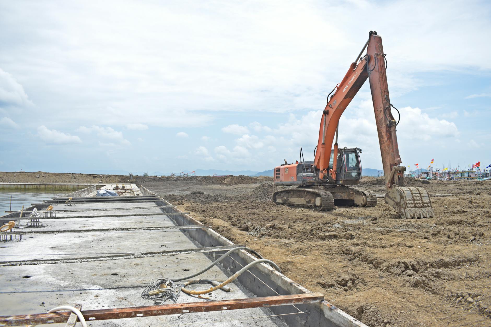 construire piscine beton